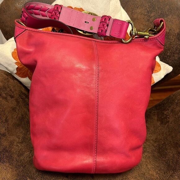 COACH BLEECKER XL HOBO 11423 BURNISHED LEATHER BRASS BUCKLE HANGTAG FUSCIA LNC! - Picture 8 of 17